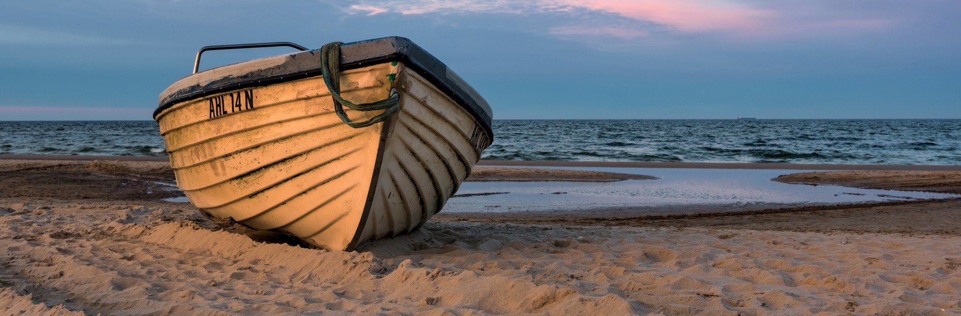 Boot am Strand